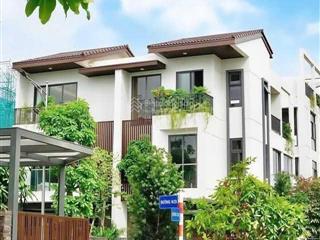 Chính chủ cần sang nhượng căn góc nhà phố vườn siêu đẹp 10x13,75m gía rẻ hơn cđt 500tr bank 70%