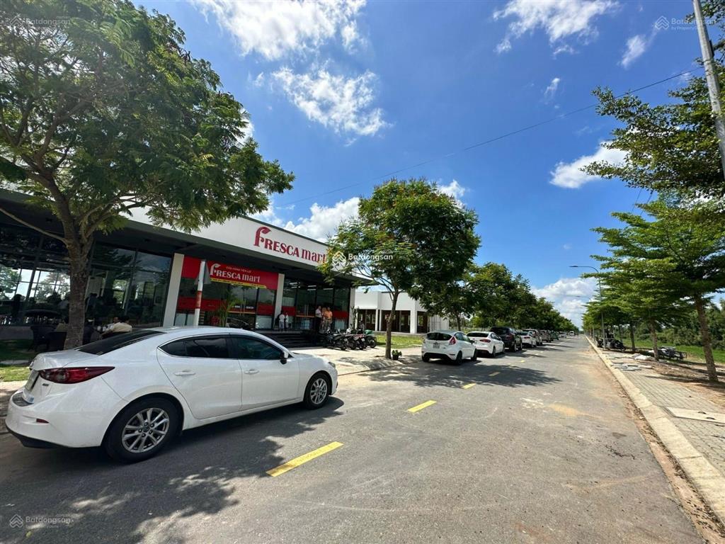 Chính chủ bán lỗ 85m2 dự án kdc lago centro, mt 824 bến lức, shr, có bank hỗ trợ 70%