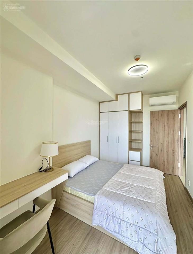 Hạ giá bán nhanh căn hộ 830 sư vạn hạnh, dt 60m2, 2pn 2wc, view phố sầm uất, giá 1.85 tỷ