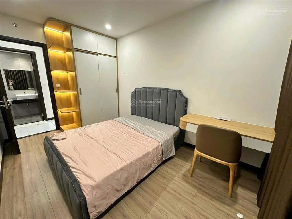 Hạ giá bán nhanh căn hộ đào duy từ quận 10, dt 68m2, 2pn 2wc, ban công thoáng, giá 1 tỷ 83