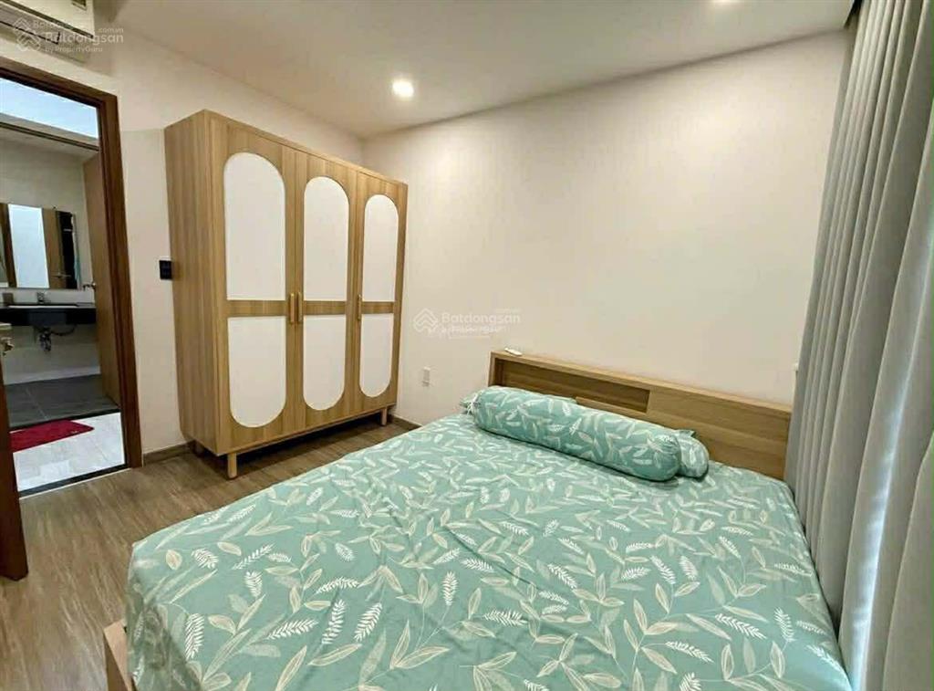 Hạ giá bán nhanh căn hộ nguyễn phúc nguyên q3, dt 70m2, 2pn2wc, sổ hồng sẵn