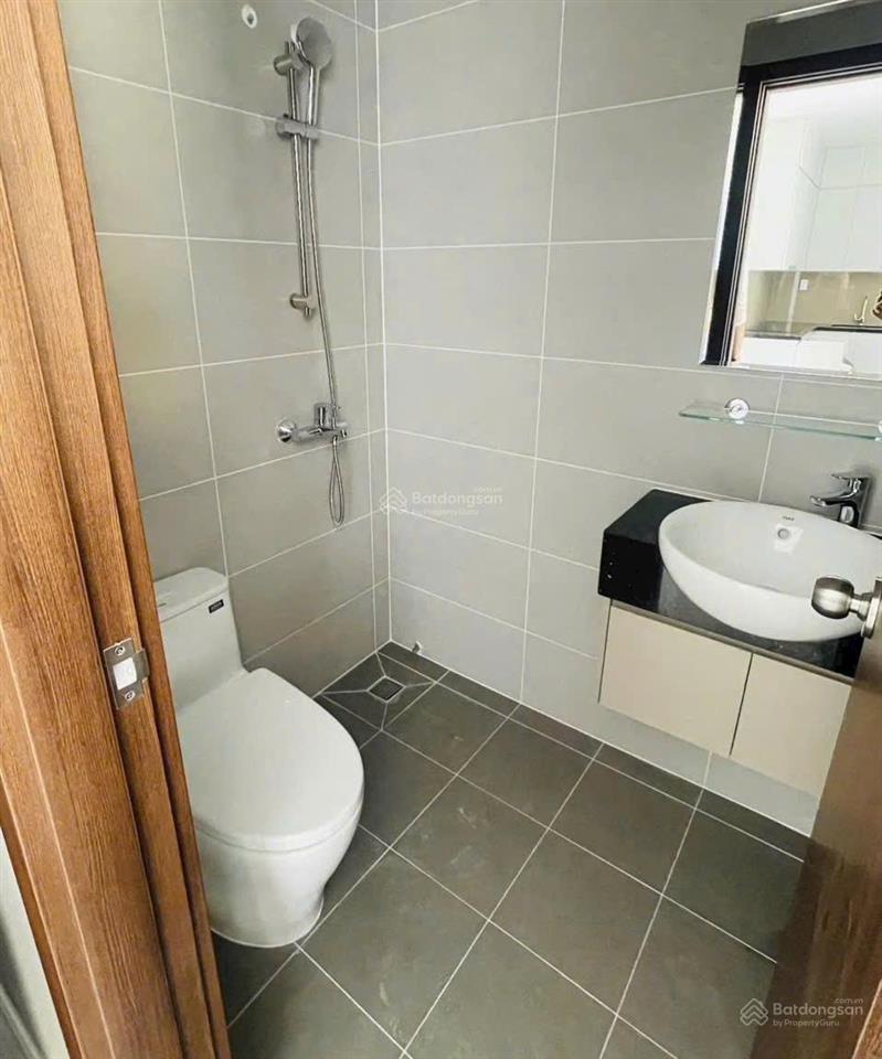 Hạ giá bán nhanh căn hộ goldora plaza h.nhà bè , giá 1.75 tỷ,dt 65m2,2pn 2wc, có sổ