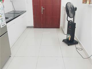 Chính chủ bán chung cư căn góc lầu trung yên tĩnh