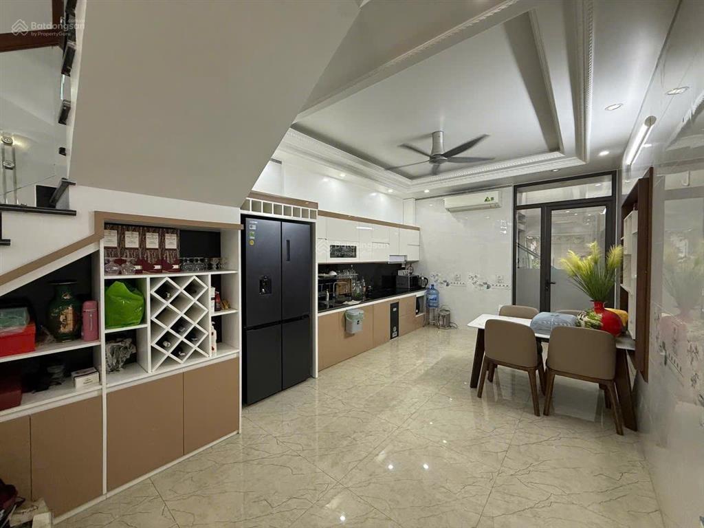 Siêu phẩm nhà 4 tầng tuyến 2 ngô gia tự, full nội thất cao cấp, đường 12m, vỉa hè 3m, chỉ 9 tỷ