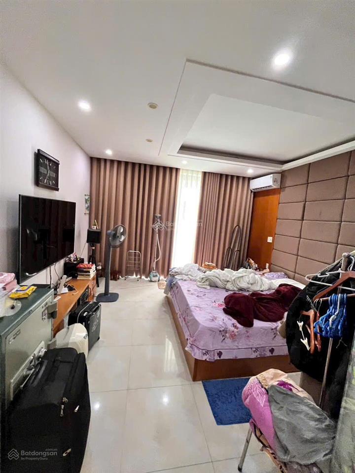 Nhà phân lô 193 văn cao hải phòng, view công viên cây xanh, đường 12m, gara ô tô, 4 ngủ khép kín