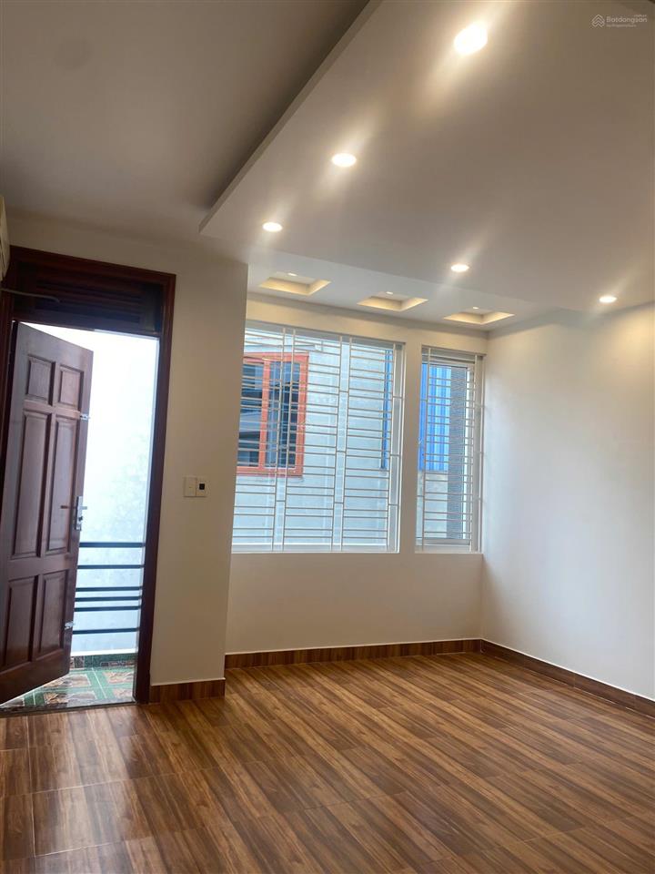 Nhà dân xây, khu thư trung, văn cao, hải phòng, 5pn khép kín, khe thoáng 1m, dòng tiền 15tr/th