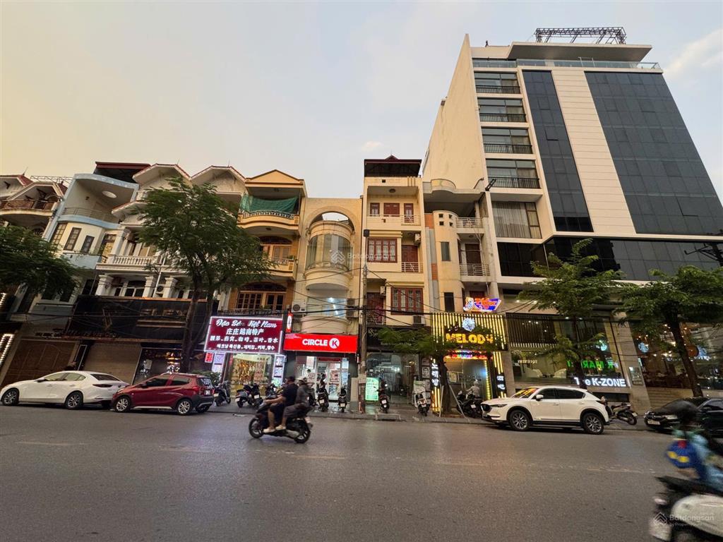 Hiếm! bán nhà mặt đường văn cao, ngô quyền, 90m², thích hợp showroom văn phòng
