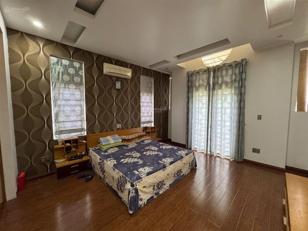 Cho thuê biệt thự sân vườn 500m² lê hồng phong, bể bơi riêng, 6pn, có văn phòng, chỉ 50 triệu