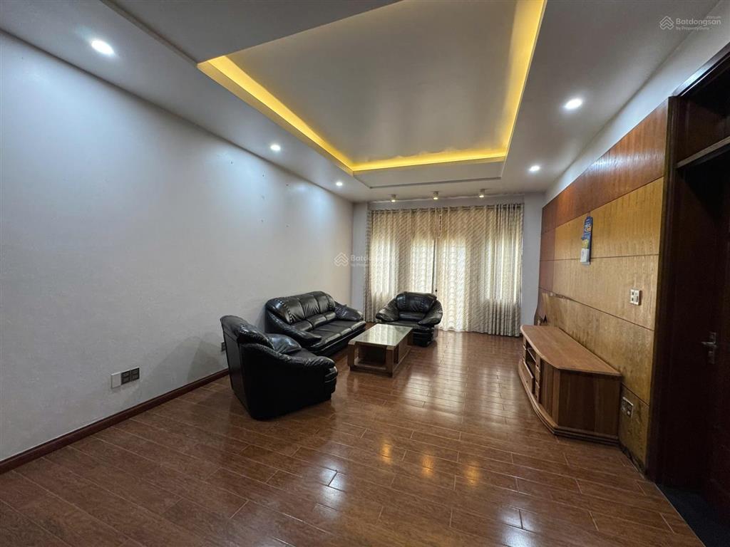 Cho thuê biệt thự sân vườn 500m² lê hồng phong, bể bơi riêng, 6pn, có văn phòng, chỉ 50 triệu