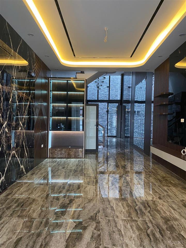 Bán nhà mặt đường tô vũ  văn cao  gara ô tô  83m²  chỉ 10 tỷ