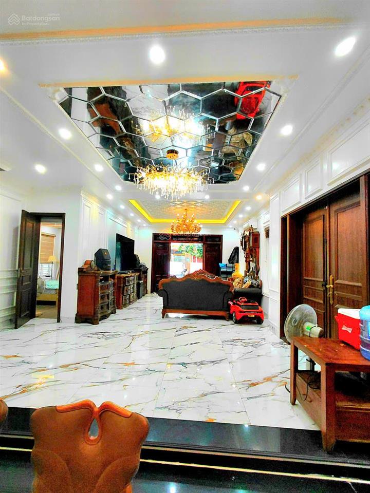 Bán biệt thự sân vườn tiền phong đằng hải  210m²  hồ cá koi  giá 11,9 tỷ