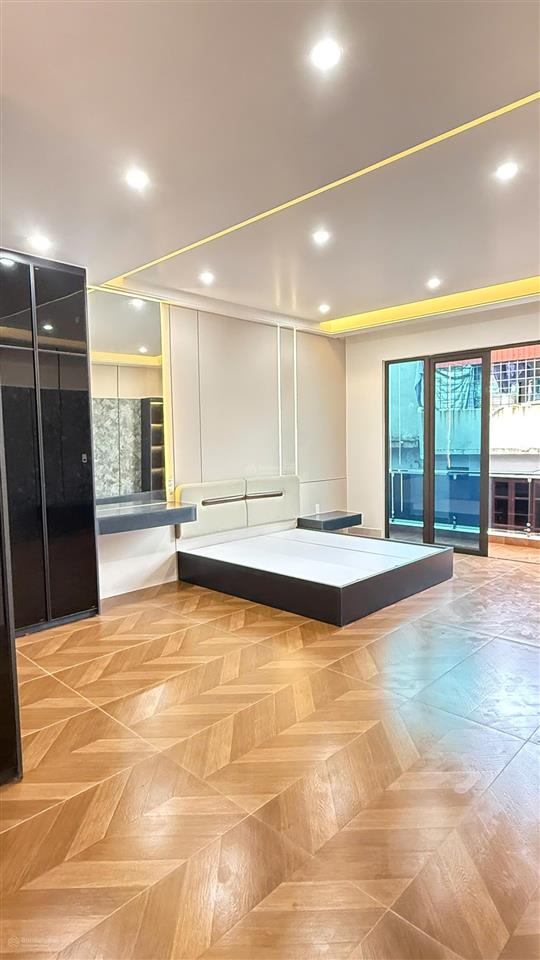 Biệt thự xây mới gần vườn hồng  76m² mt 9m  full nội thất  chỉ 6,5 tỷ
