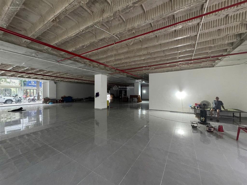 Cho thuê tòa nhà đẹp lê hồng phong, hải phòng, 6 tầng, phù hợp kinh doanh