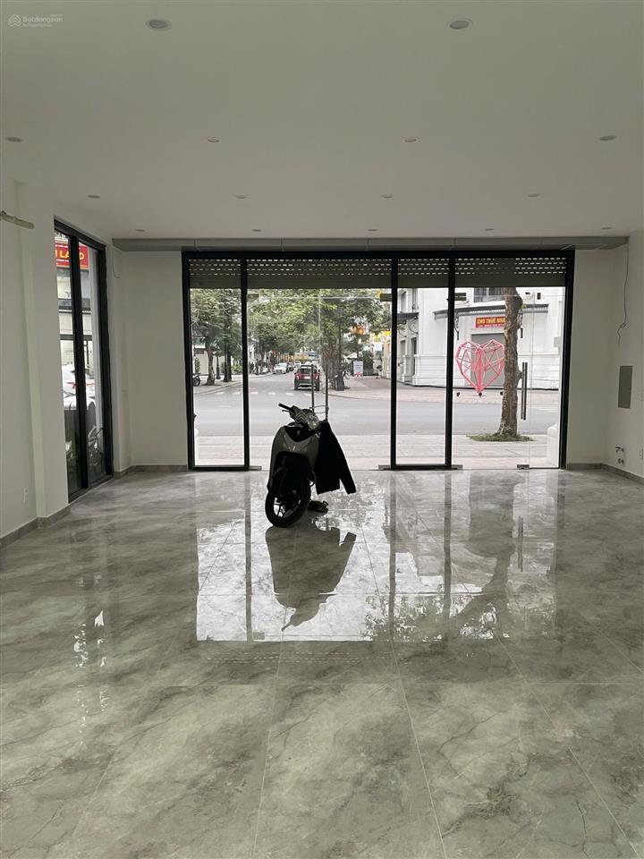 Cho thuê nhà vin marina 105m² 5 tầng thông sàn tầng 1,2 giá 45tr/tháng