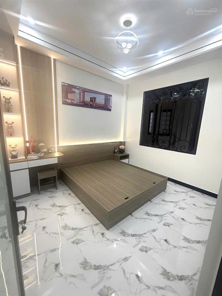 Bán nhà nguyễn công trứ, hải phòng 70m² x 3t xây mới, ô tô đỗ cửa, sân cổng riêng, 3,85 tỷ