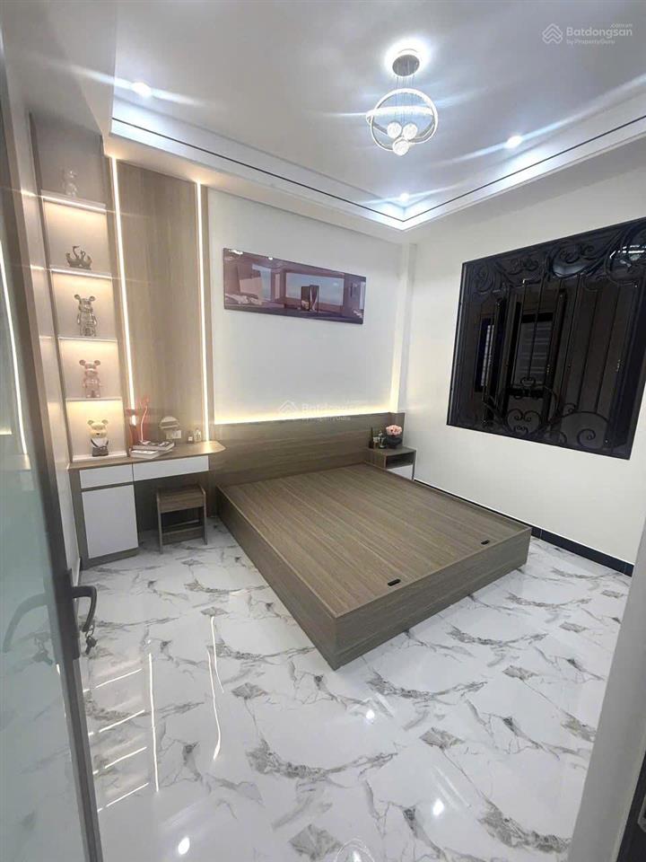 Bán nhà nguyễn công trứ, hải phòng 70m² x 3t xây mới, ô tô đỗ cửa, sân cổng riêng, 3,85 tỷ