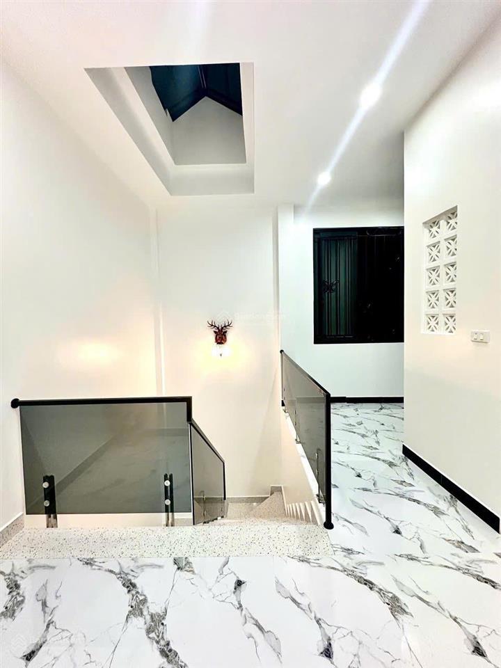 Bán nhà nguyễn công trứ, hải phòng 70m² x 3t xây mới, ô tô đỗ cửa, sân cổng riêng, 3,85 tỷ