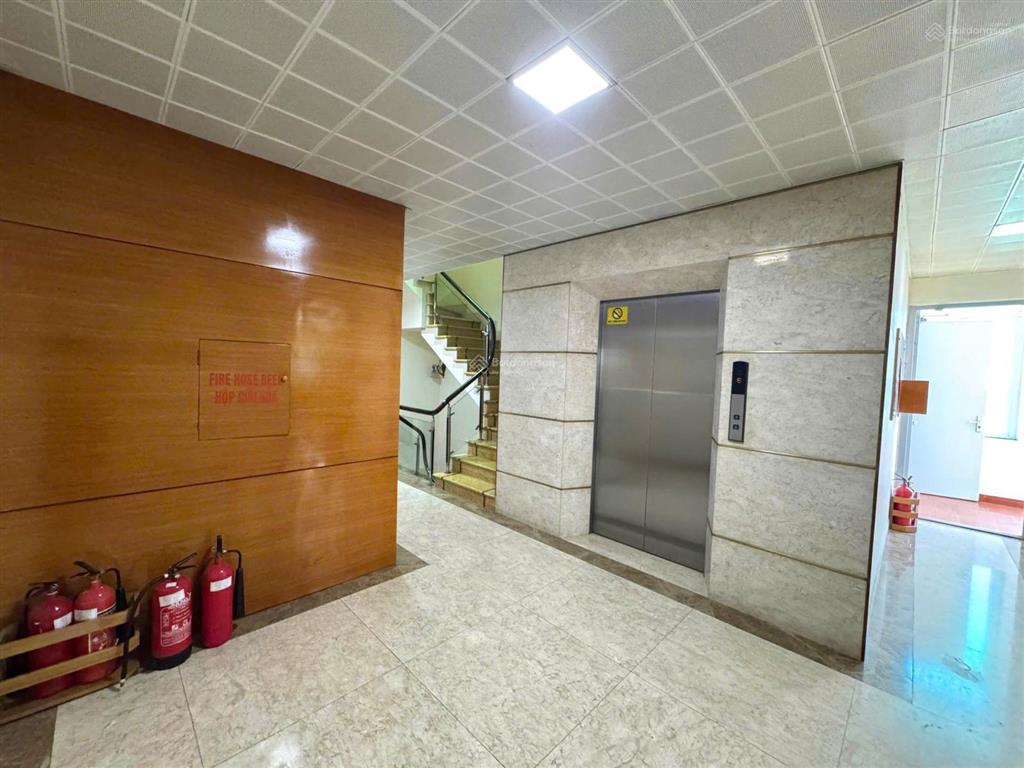 Cho thuê tòa nhà khách sạn 8 tầng gần nhà hát lớn hải phòng 26 căn cao cấp, full nội thất