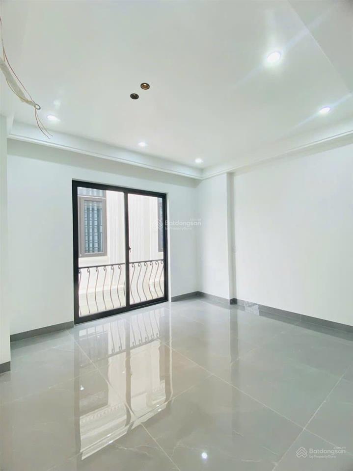 Bán nhà 4 tầng miếu hai xã hải phòng, lô góc 3 mặt thoáng, 41m², 4pn, giá 2,95 tỷ.