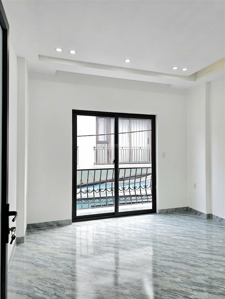Bán nhà mặt ngõ 52 miếu hai xã, hải phòng, 49m2, 4pn, kinh doanh tốt, giá 4,35 tỷ.