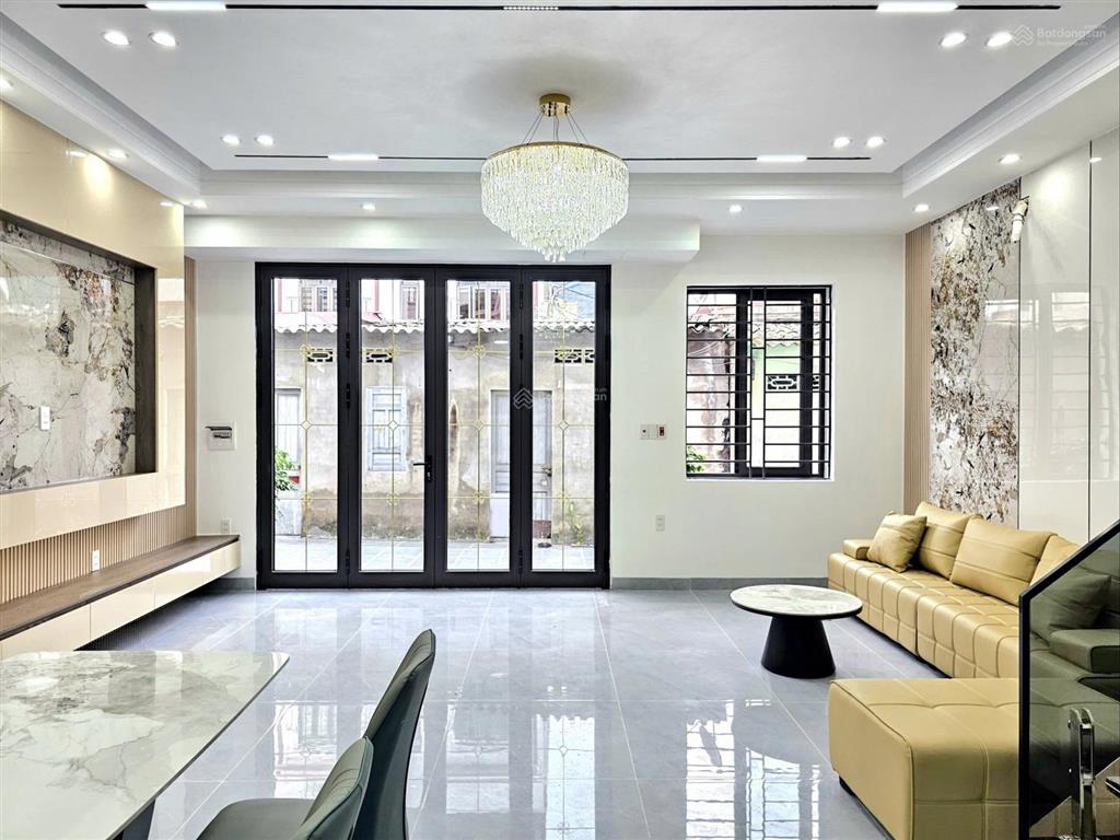 Bán nhà song sinh 193 hồ sen xây độc lập, 4 tầng, ngang 6m giá 4,65 tỷ