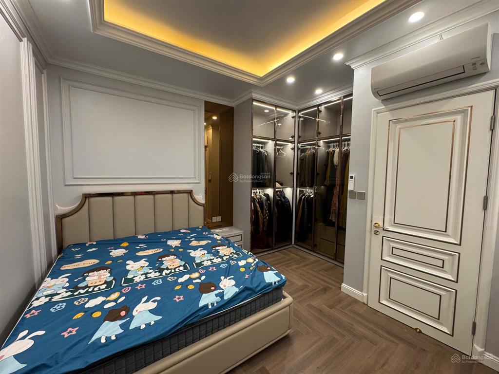 Bán nhà 5 tầng mặt đường nguyễn tất tố hoàng huy mall hải phòng, 74m², thang máy, gara, giá 23 tỷ