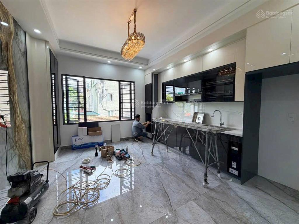 Bán nhà mặt phố dân lập 80m², 5 tầng thang máy, thiết kế hiện đại, giá 11,688 tỷ