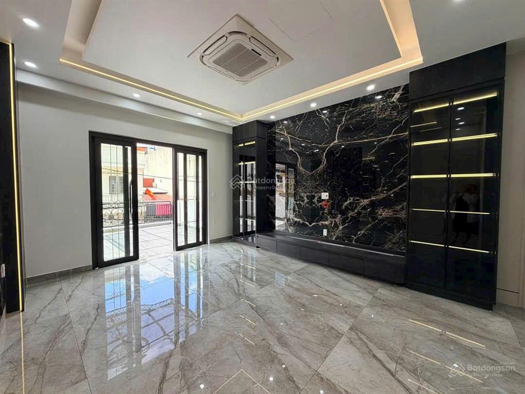 Bán nhà mặt phố dân lập 80m², 5 tầng thang máy, thiết kế hiện đại, giá 11,688 tỷ