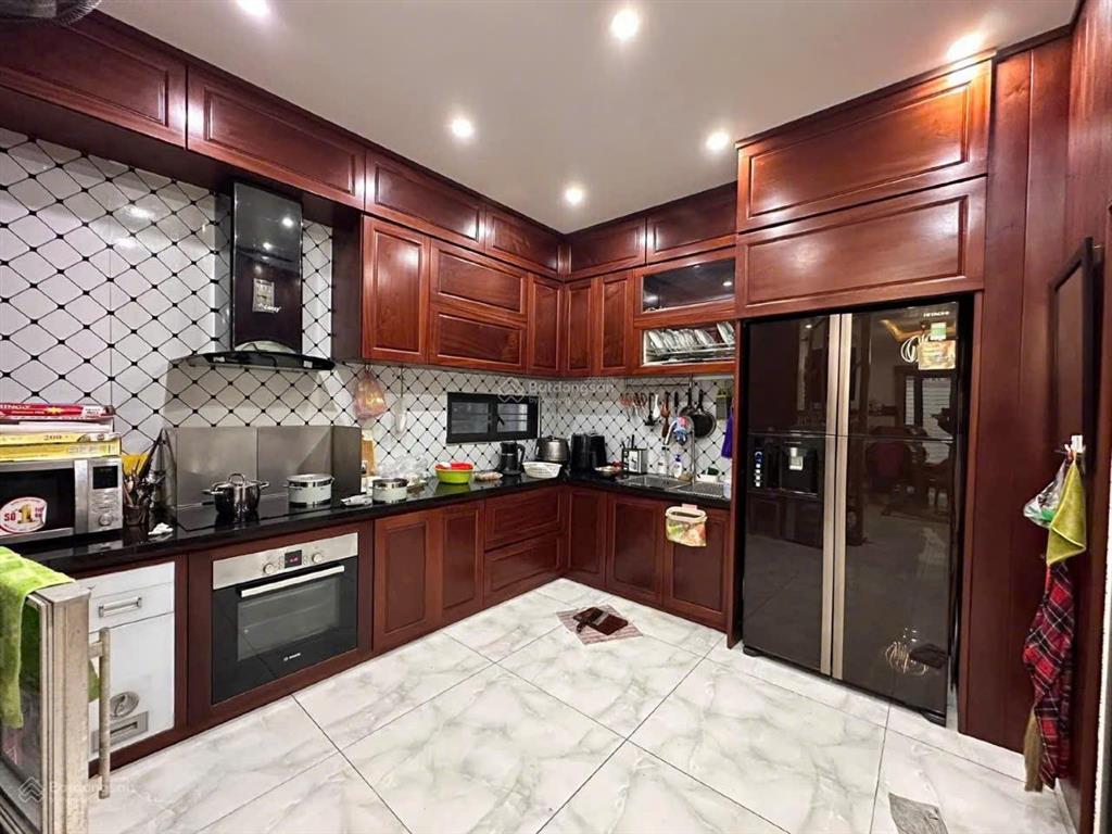 Bán biệt thự sao đỏ ngô gia tự hải phòng, 136m², ngang 12m, 4pn, gần sân bay cát bi, giá 14,899 tỷ.