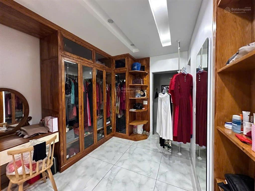 Bán biệt thự sao đỏ ngô gia tự hải phòng, 136m², ngang 12m, 4pn, gần sân bay cát bi, giá 14,899 tỷ.