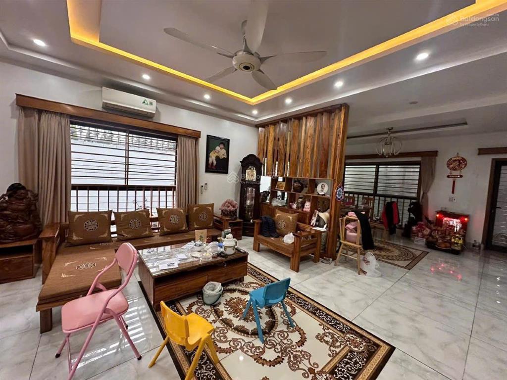 Bán biệt thự sao đỏ ngô gia tự hải phòng, 136m², ngang 12m, 4pn, gần sân bay cát bi, giá 14,899 tỷ.