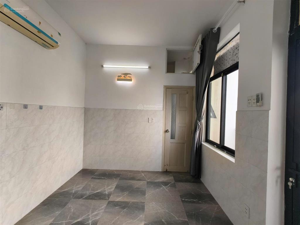 Studio ban công thoáng mát, giá rẻ bình trưng tây quận 2