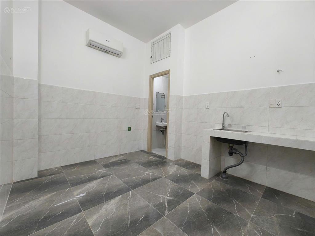 Studio ban công thoáng mát, giá rẻ bình trưng tây quận 2