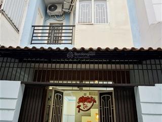 Bán nhà hẻm ô tô gần chợ bà chiểu, bình thạnh 52m2, sổ vuông vức ko dính qh.