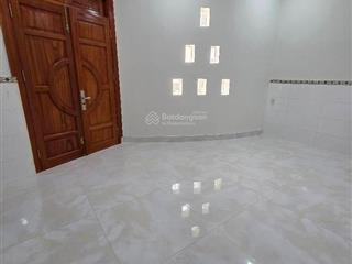 Bán nhà 4 tấm mt đỗ năng tế sát siêu thị aeon