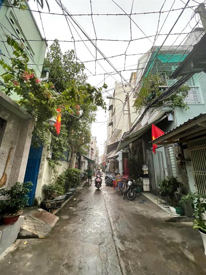 Bán nhà cấp 4 sát đường bùi văn ba  88.8m2 tiện xây mới chdv cho thuê  giá ưu đãi chỉ 8,7 tỷ
