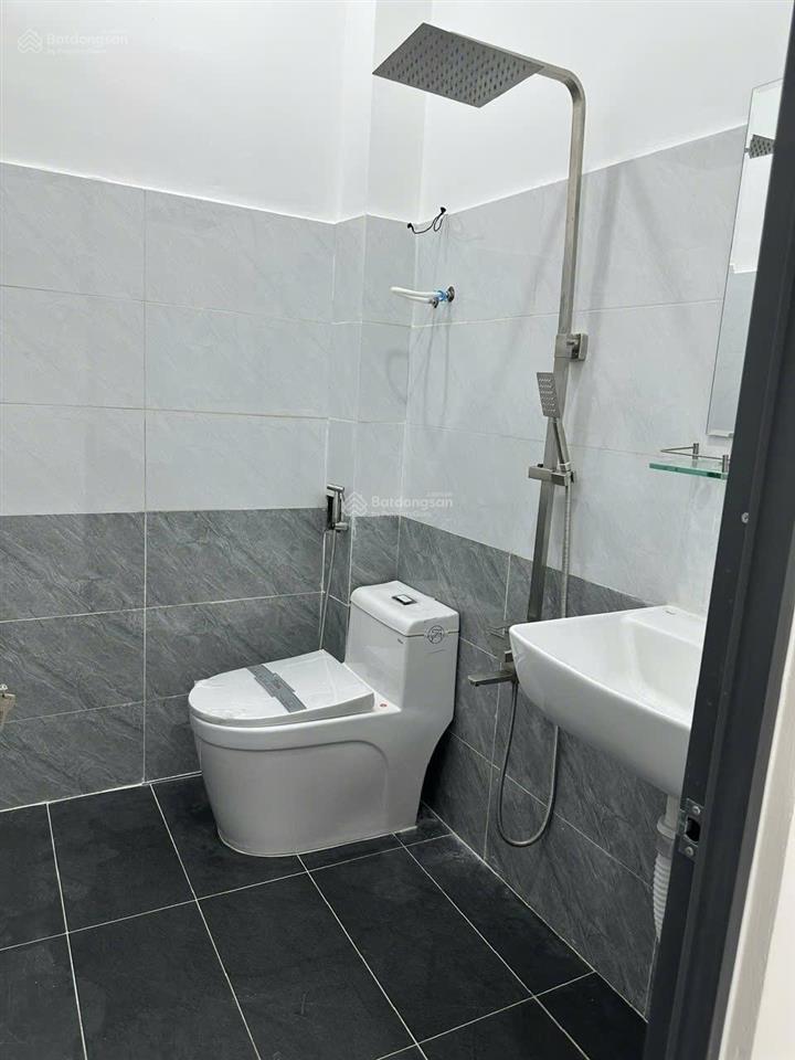 Nhà ở 2 tầng hẻm 1225 huỳnh tấn phát (3,5x22m) full nội thất đẹp, vào là ở  giá ưu đãi còn bớt