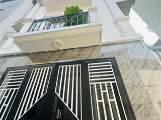 Nhà đẹp  võ chí công  cầu giấy  61/65 m  6 tầng  mặt tiền 5.6m 16,8 tỷ