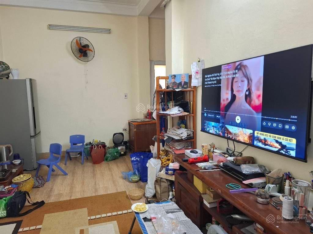 Bán nhà mặt phố nghi tàm  tây hồ  50 m2  5 tầng  mặt tiền 3,6m  33.5 tỷ