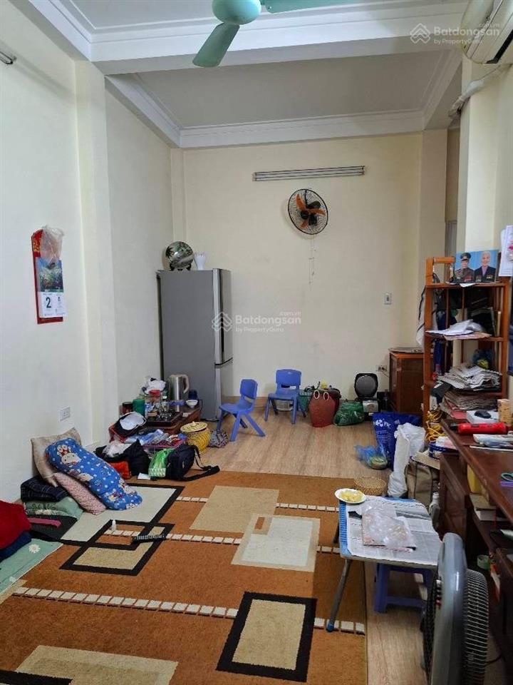 Bán nhà mặt phố nghi tàm  tây hồ  50 m2  5 tầng  mặt tiền 3,6m  33.5 tỷ