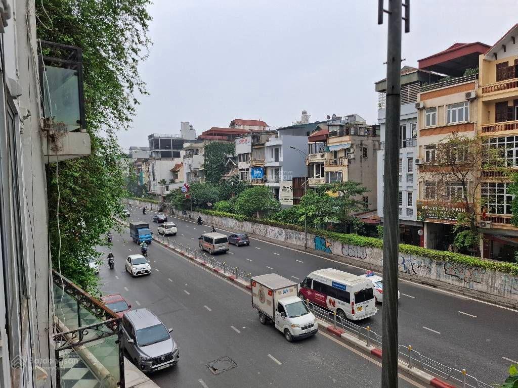 Bán nhà mặt phố nghi tàm  tây hồ  50 m2  5 tầng  mặt tiền 3,6m  33.5 tỷ