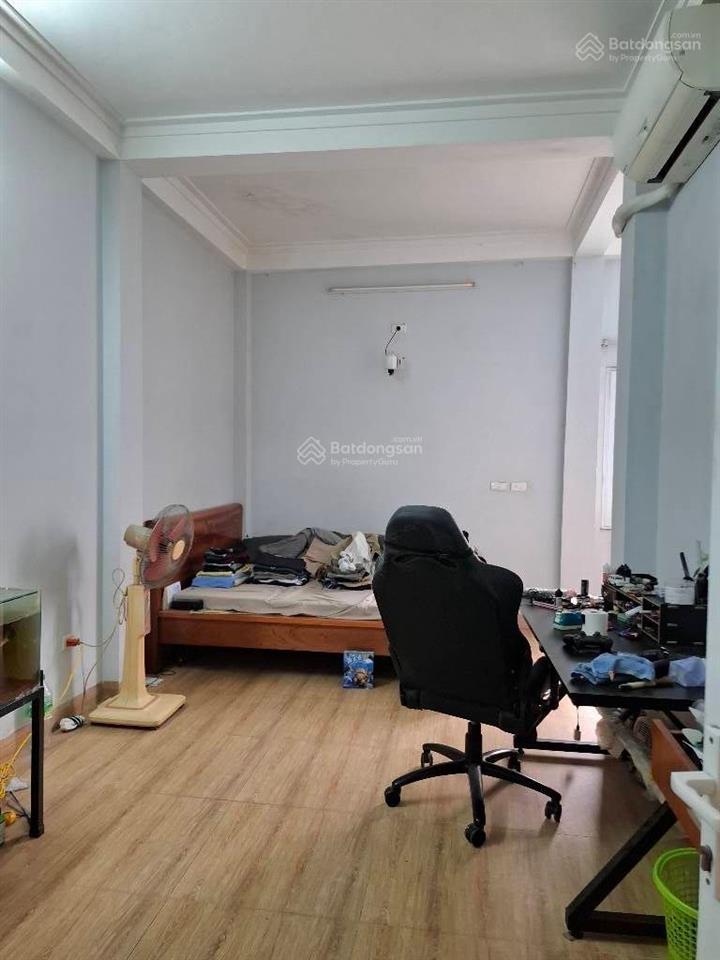 Bán nhà mặt phố nghi tàm  tây hồ  50 m2  5 tầng  mặt tiền 3,6m  33.5 tỷ