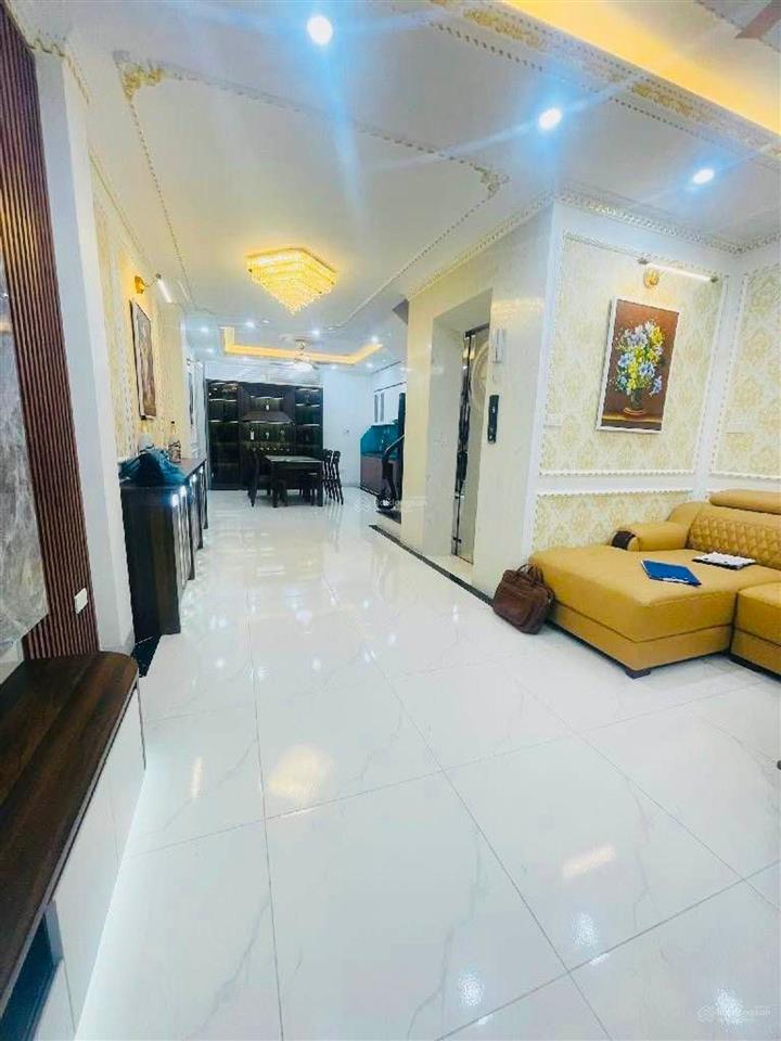 Hiếm nhà đẹp  võ chí công  cầu giấy  61/ 65m  6 tầng  mt 5,6m  16,8 tỷ