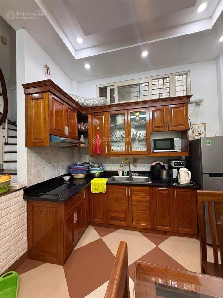 Nhà hoàng hoa thám  ba đình  47m  4 tầng  mặt tiền 3.7m  12 tỷ