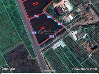 Cần bán đất mặt tiền, chính chủ, công chứng liền, phía sau có đường btxm,