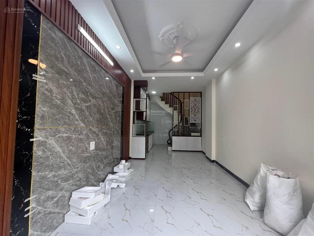 Cần bán trước tết, chủ nhà cực kì thiện chí bánnhà 4 tầng đã có đủ nội thấtngõ rộnggiá siêu tốt