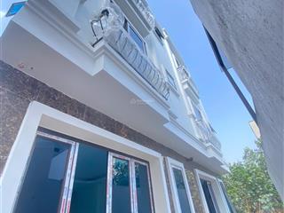 Hàng hiếm! phải nói là cực hiếm  48m2 4 tầng gần đl thăng long để ở hoặc đầu tư cực tốt nhỉnh 5 tỷ