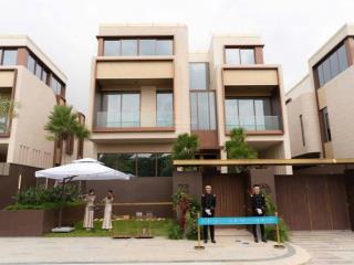 Xuất cảnh bán gấp  bán nhà phước thiện 560m² 3 tầng  195 tỷ