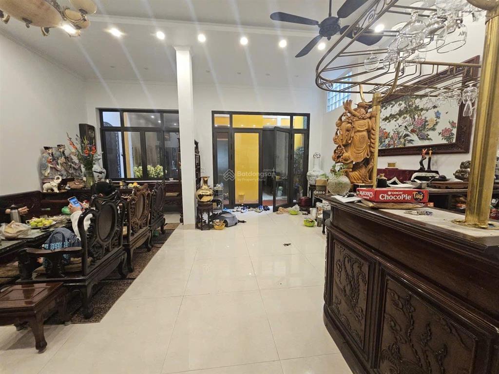 Mặt phố ngô thì nhậm  biệt thự pháp cổ di sản giữa lõi thủ đô  di sản truyền đời