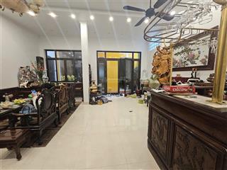Mặt phố ngô thì nhậm  biệt thự pháp cổ di sản giữa lõi thủ đô  di sản truyền đời